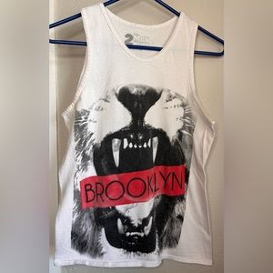 2 Monkeys Brooklyn Lion Graphic Sleeveless T-shirt Size S